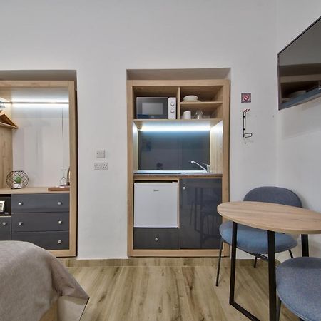 Tritoni Mini Studios - Valletta Il-Furjana Dış mekan fotoğraf